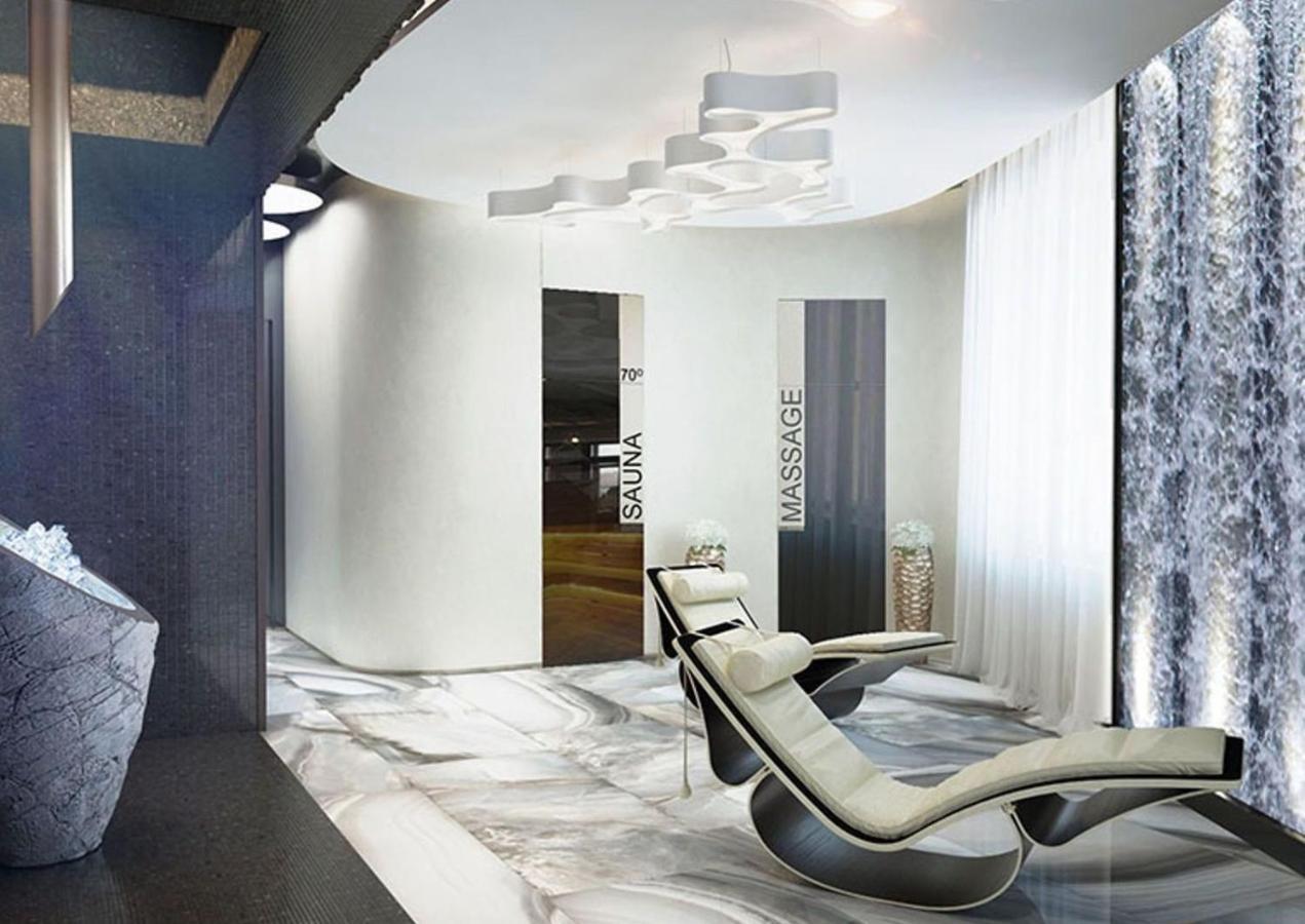 Апартаменты Luxury For Business & Pleasure Royal 1 Киев Экстерьер фото